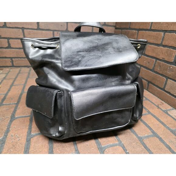 Just Fab Black Faux Leather Pebbled Backpack Adjustable Straps Fold Over Flap - Picture 1 of 7